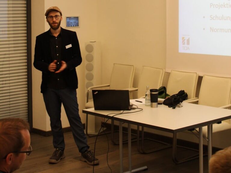 Planerseminar und Neuerungen der DIN VDE 0833-4 TOA Electronics